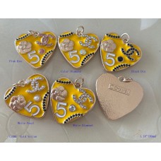 Chanel Pendant CC Charm Herat Buttons Diamond Luxury Jewelry Yellow Gold Edge -1.18"(30mm) - cu381