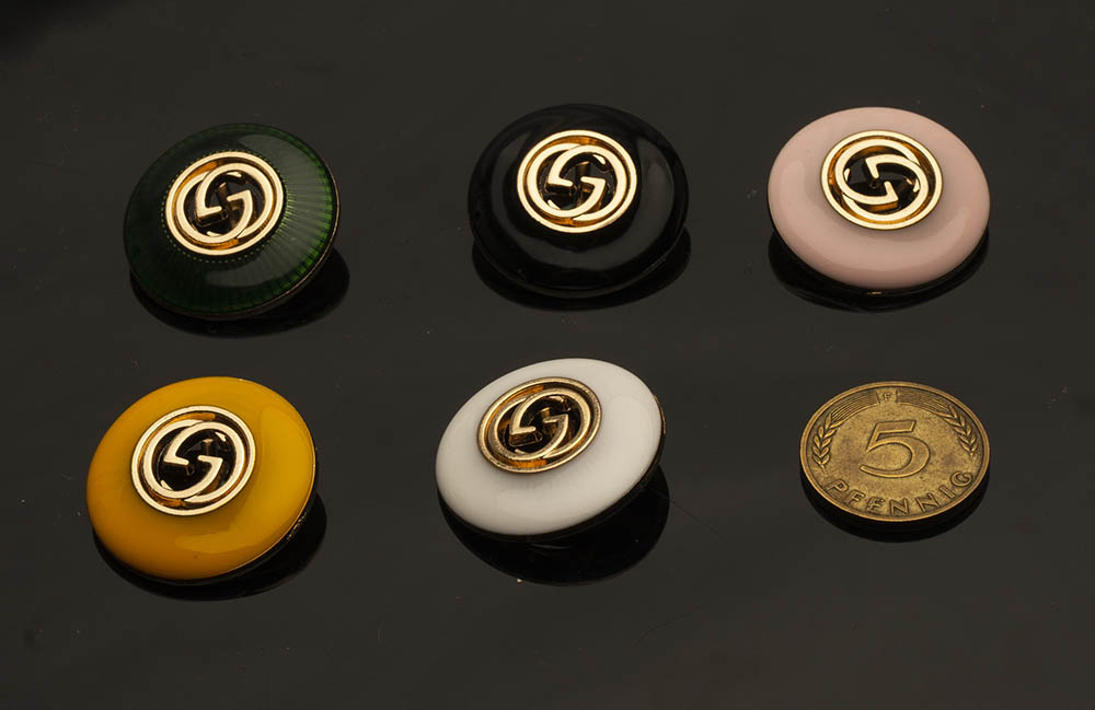 O35 -1-Hollow G Buttons